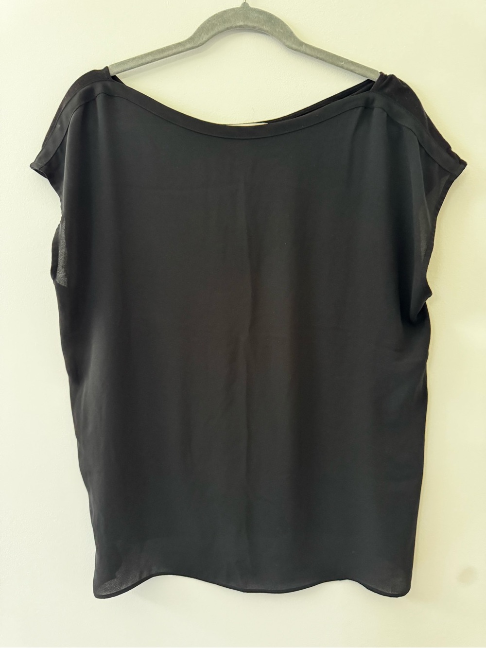 LOFT Black Boatneck Short Sleeve Blouse